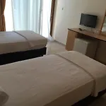 汽车旅馆 Kardesler 博德鲁姆