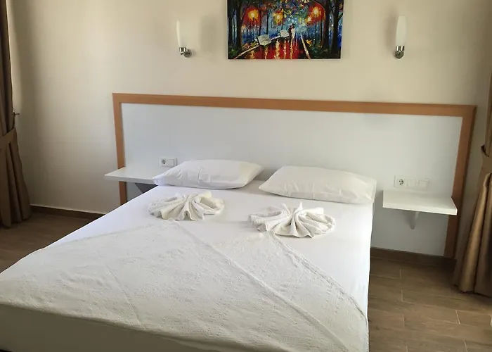 모텔 Kardesler Bodrum